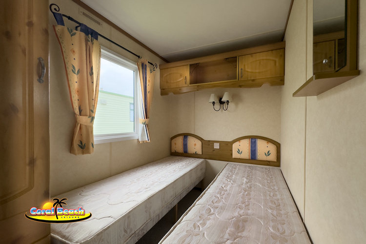 8 berth