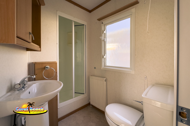 6 berth