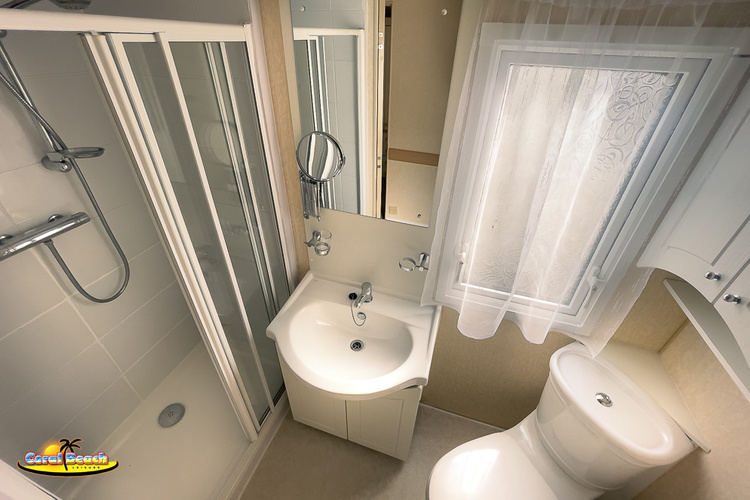 6 berth