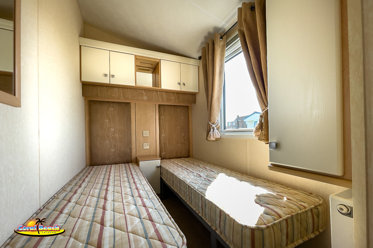 8 berth