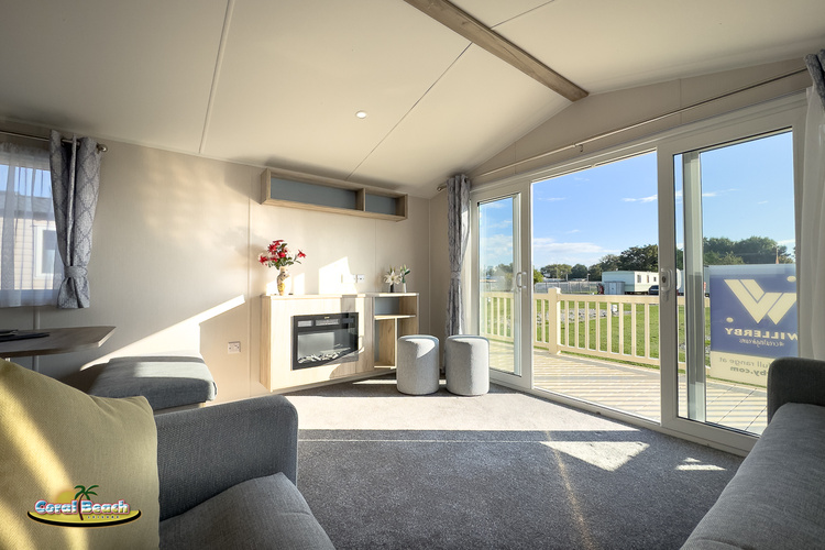 8 berth