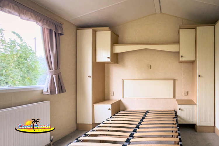 6 berth