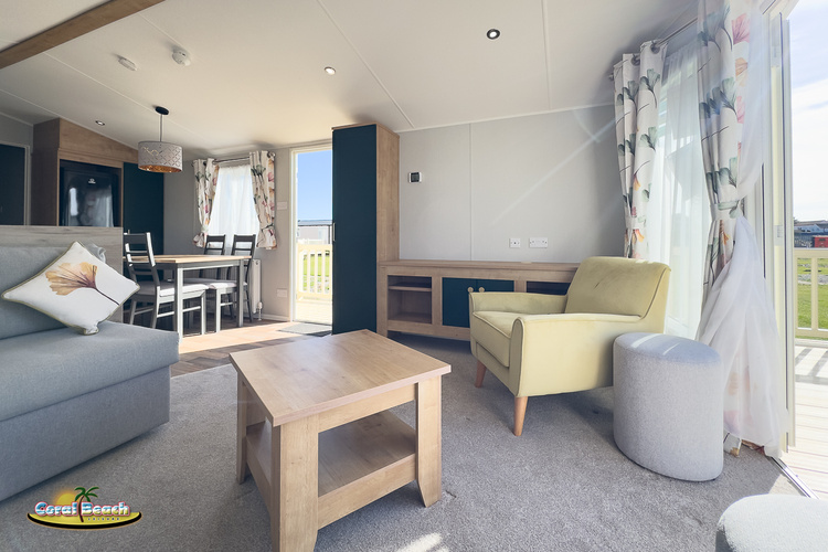 8 berth