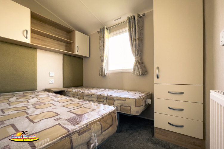 8 berth