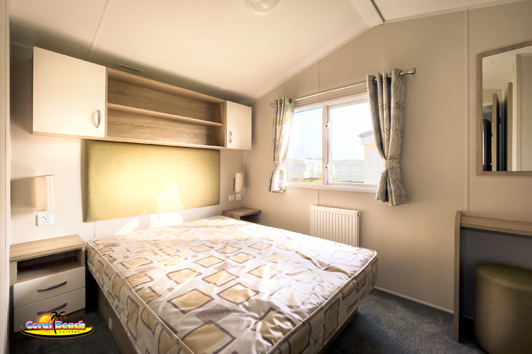 8 berth