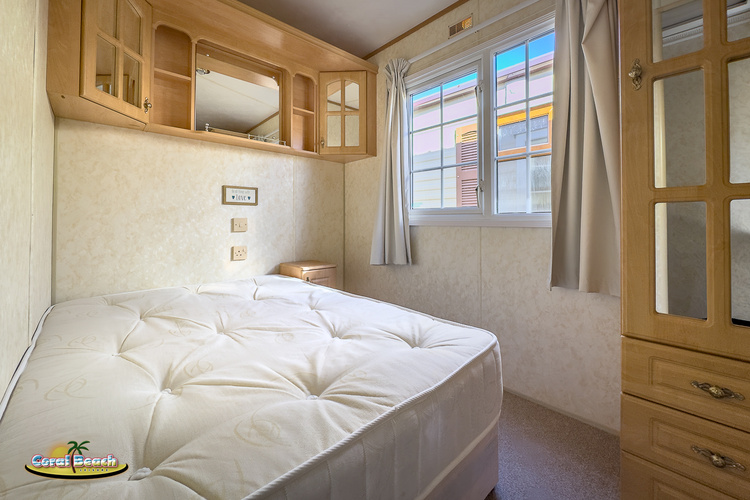 6 berth