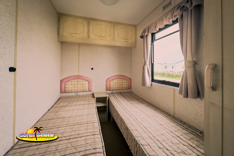 8 berth