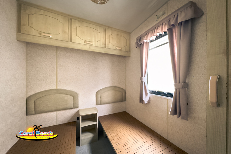 8 berth