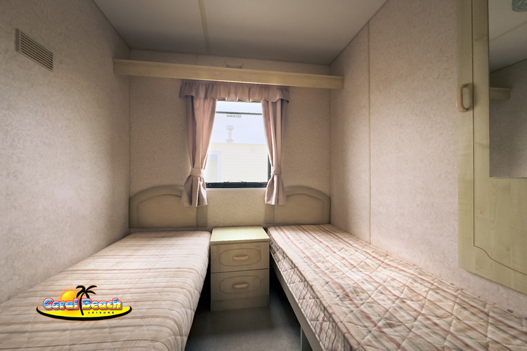 8 berth