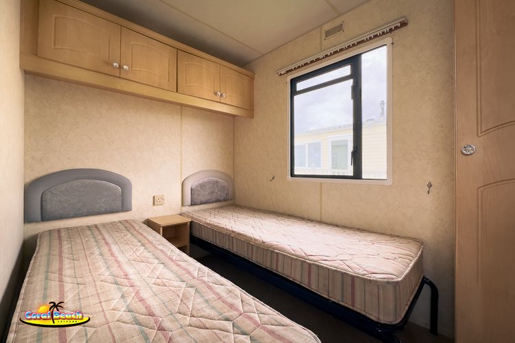 8 berth