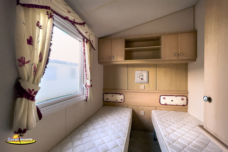 8 berth