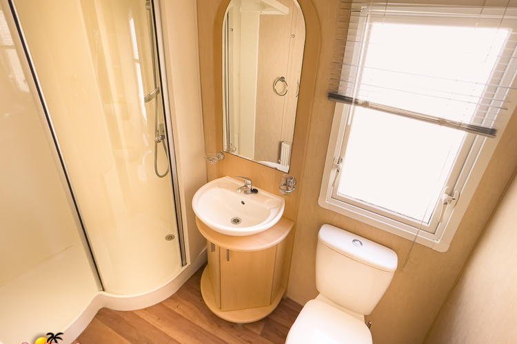 6 berth